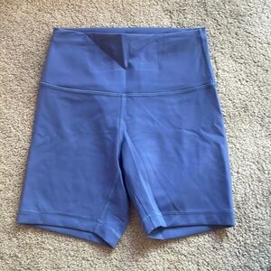 Lululemon Wunder train 6” shorts